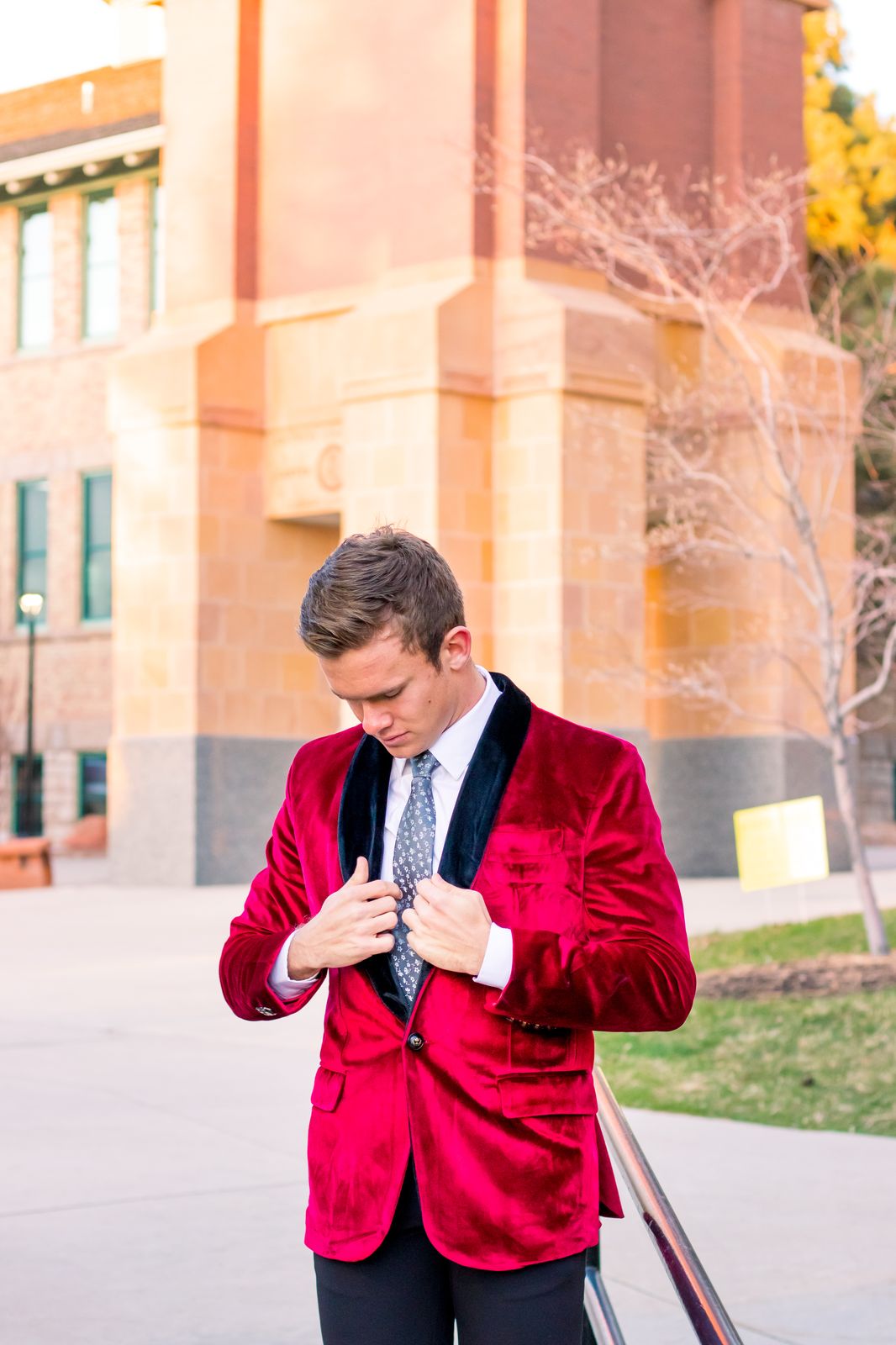 Seniors & Graduates photo hover