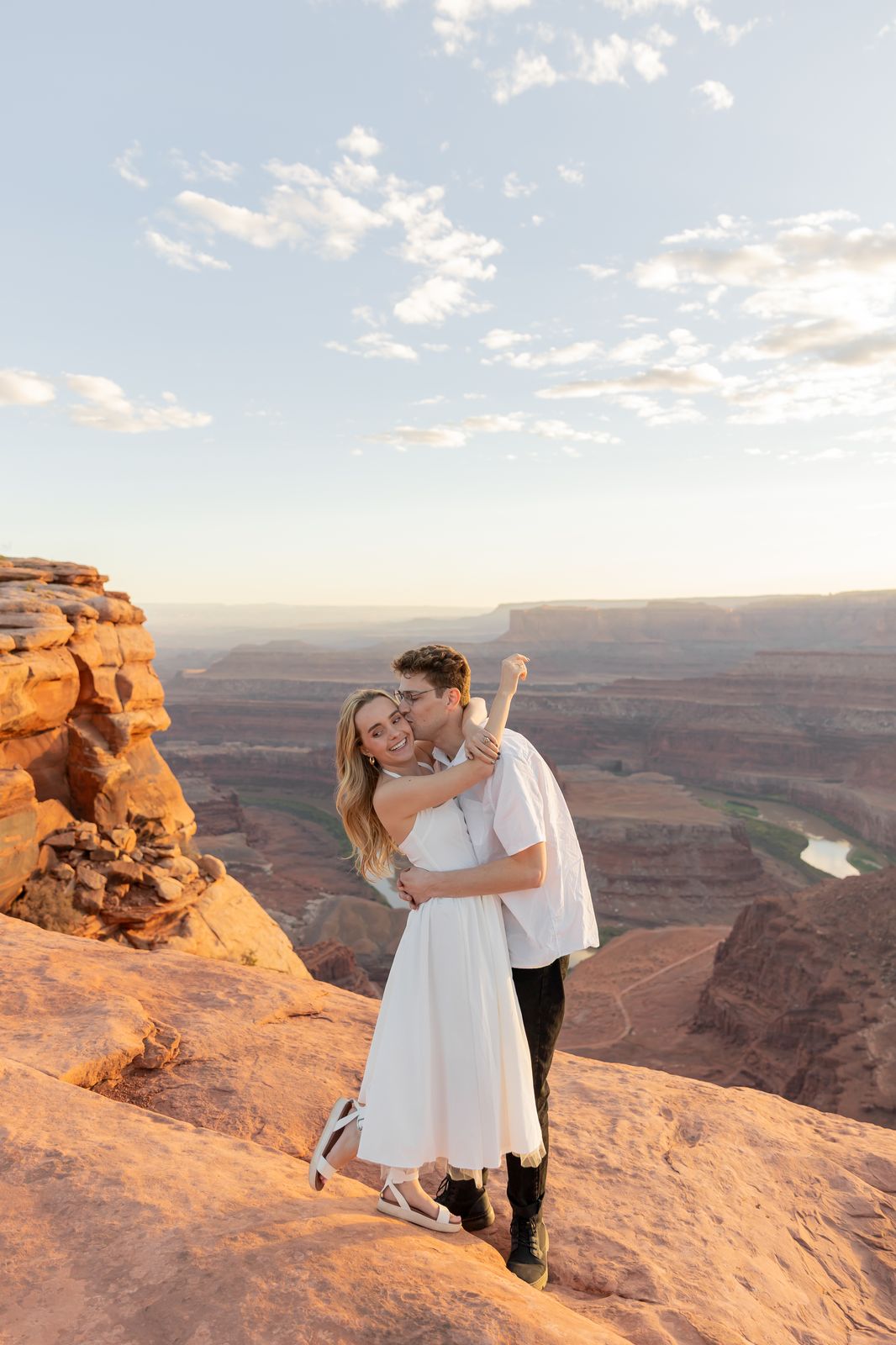 Couples photo hover