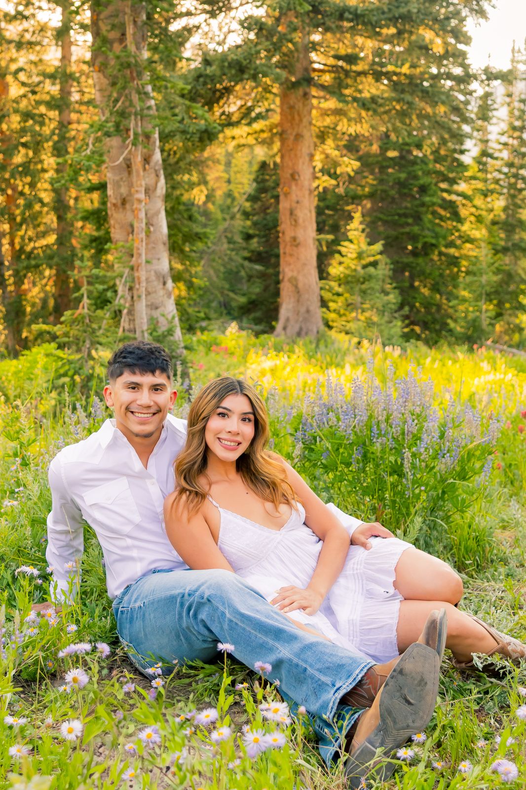 Couples photo hover