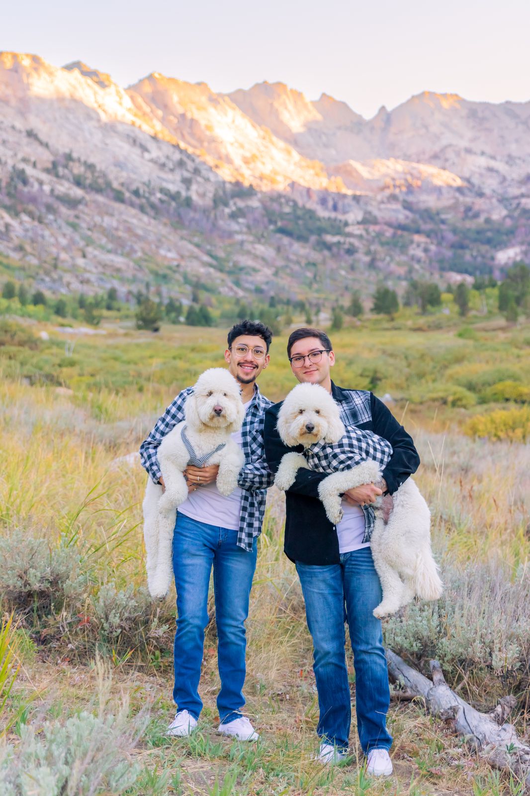 Couples photo hover
